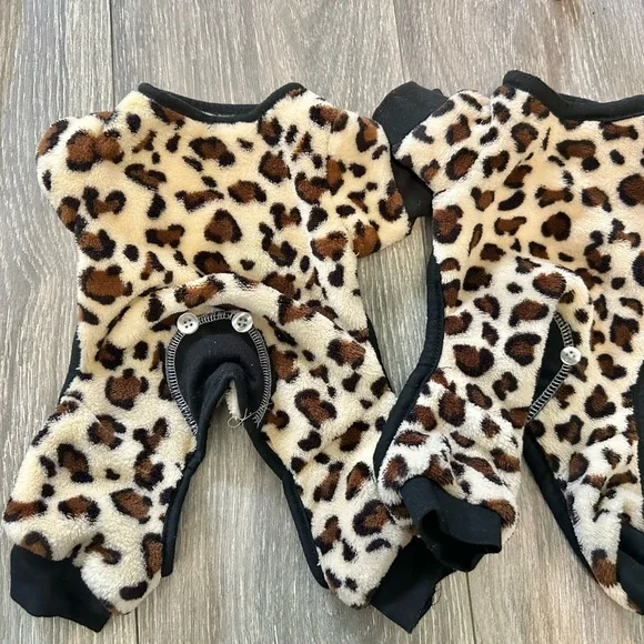 Petco used and used shirts Yorkie 5-7 pounds XS retail $220